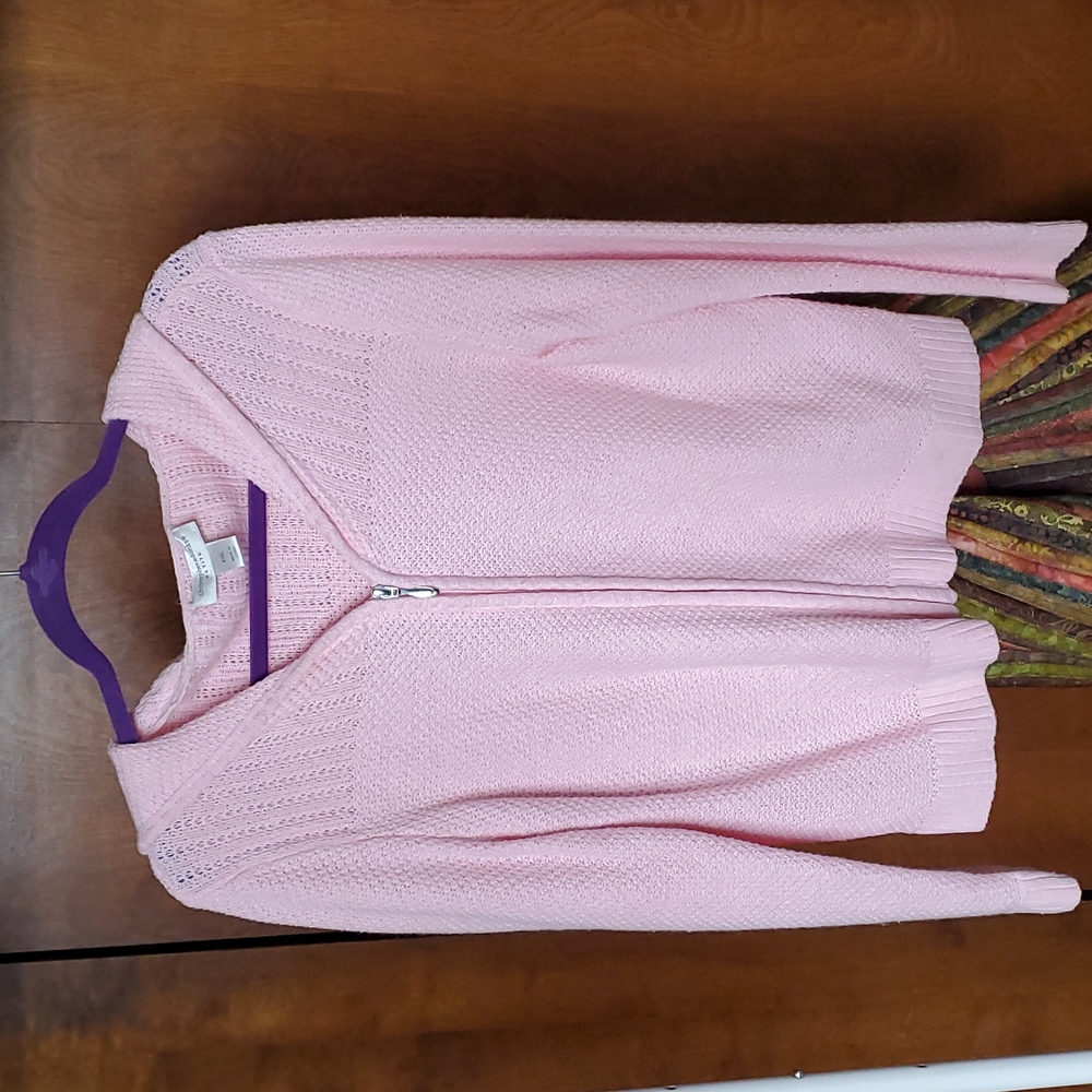 EUC WOMENS ZIPPERED PINK SWEATER